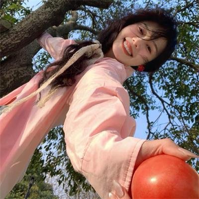谎言的颜色 高清封面